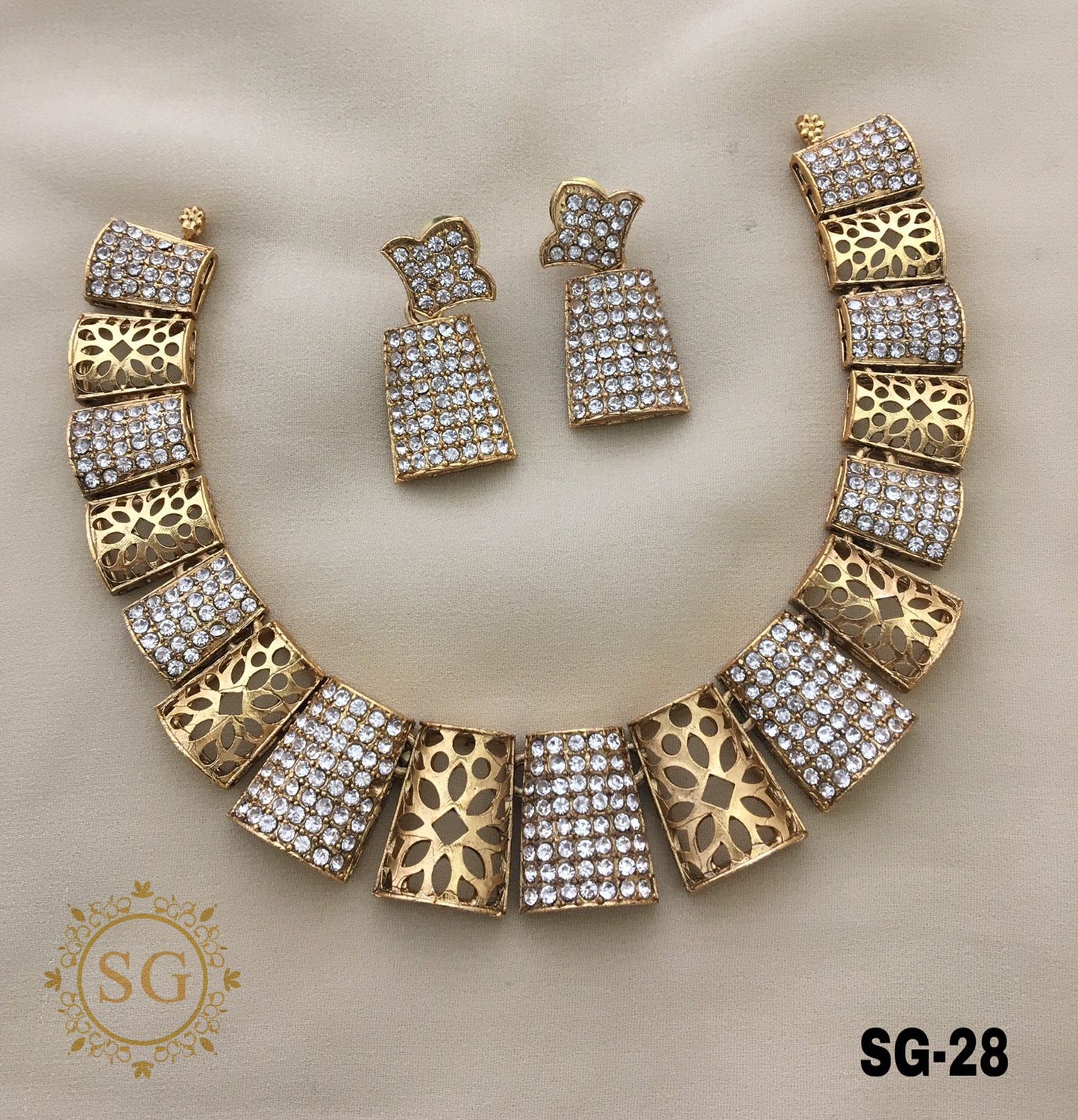 Designer Ad set