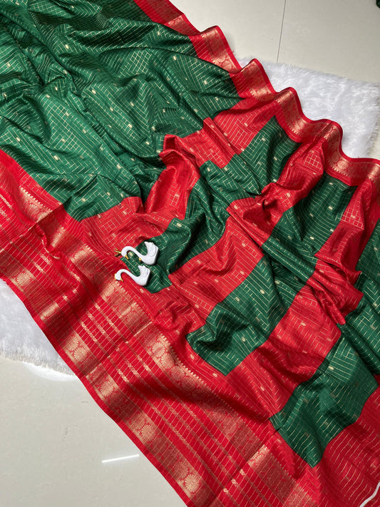 BOTTLE GREEN WITH RED BORDER β€οΈ