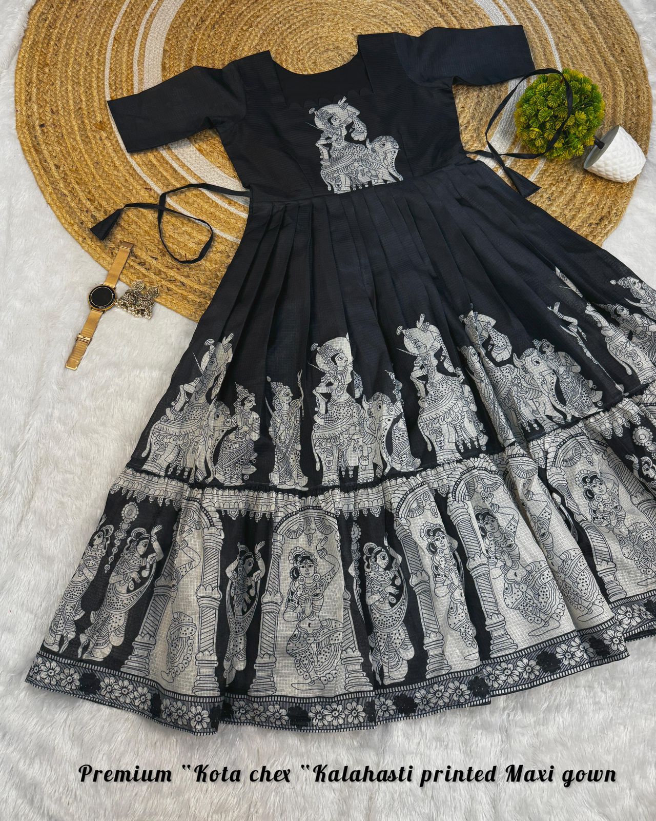 KALAHASTHI GOWN